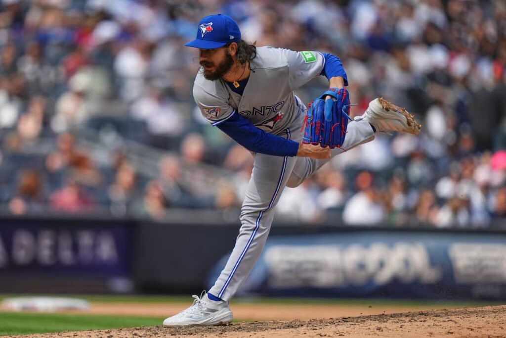 Cease takes no-hit bid into the seventh as Blue Jays hang on for 4-3 win over Yankees