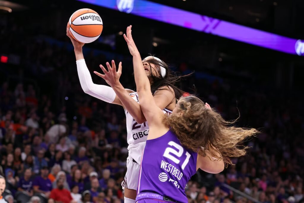 Mercury beats Tempo 101-69 with second-highest win margin this season