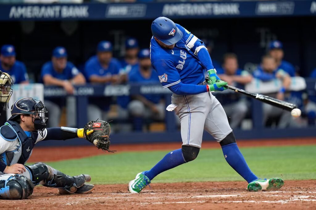 Blue Jays hit three homers to cruise past Rays