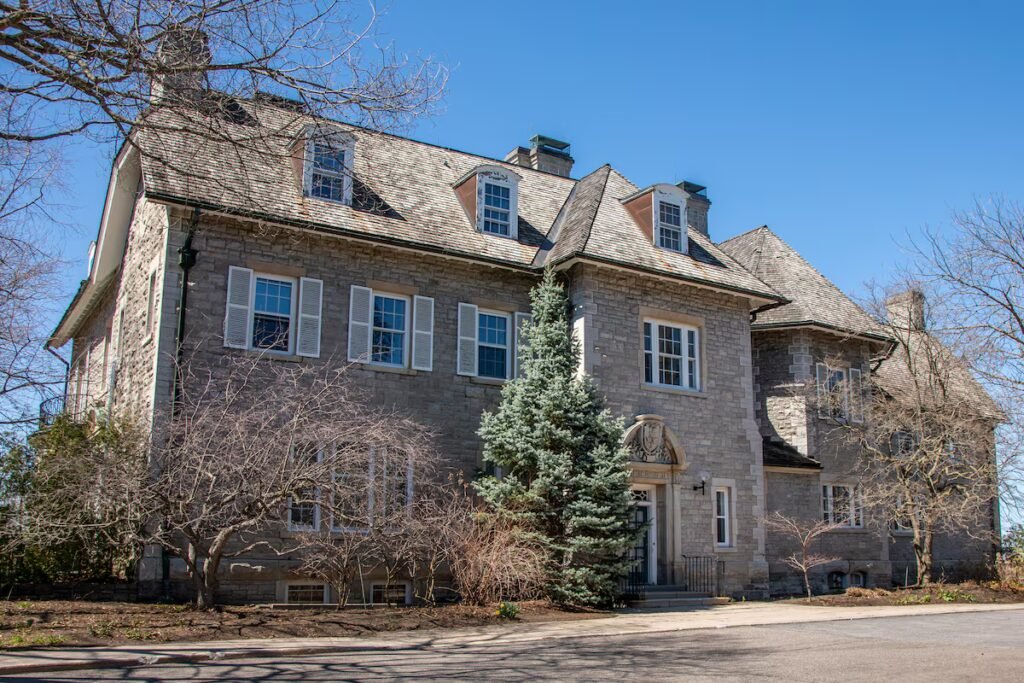 The history of 24 Sussex, the prime ministers’ residence that’s been vacant for a decade