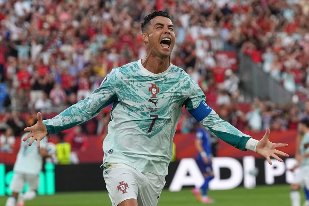Ronaldo hints at retirement, says upcoming year could be his last of soccer career