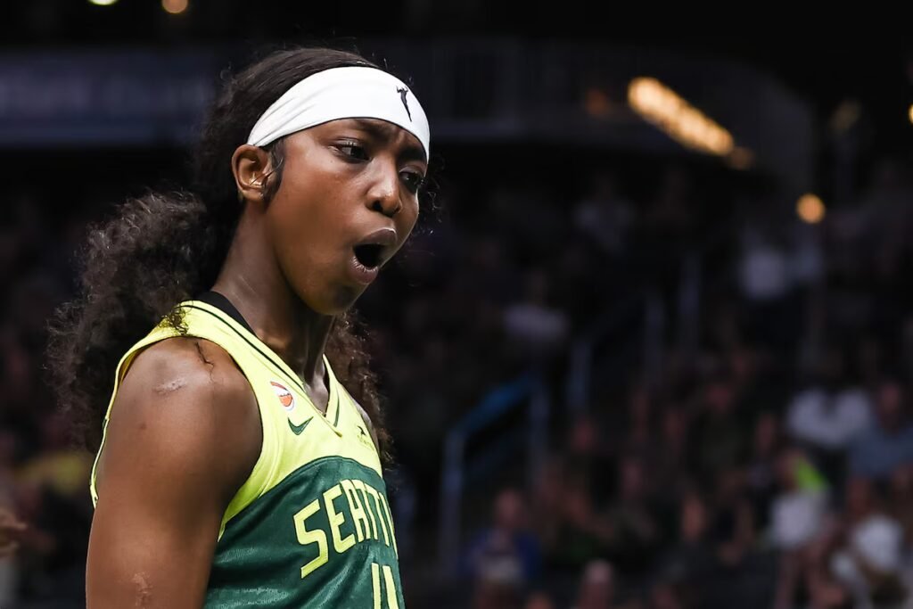 Flau’jae Johnson scores 20 points as Storm beat short-handed Tempo 90-78