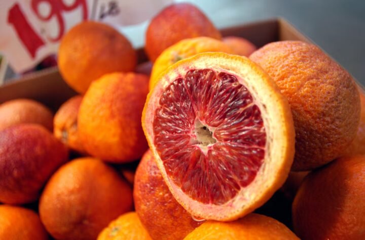 Eat these foods to promote heart health