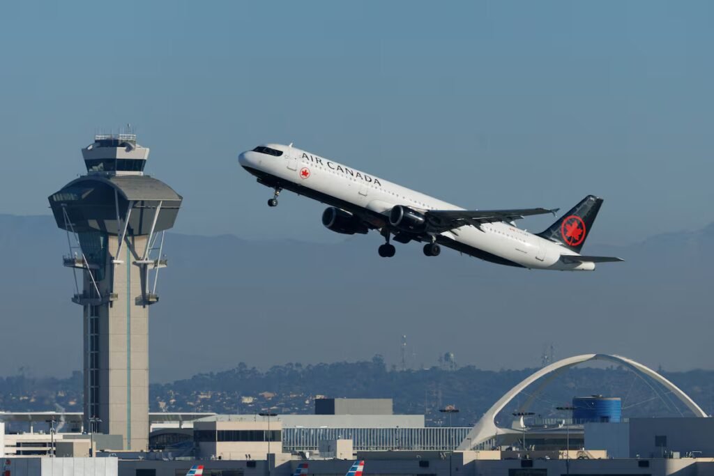 Air Canada sells 25% stake in Aeroplan to Blackstone and pension-fund group for .5-billion