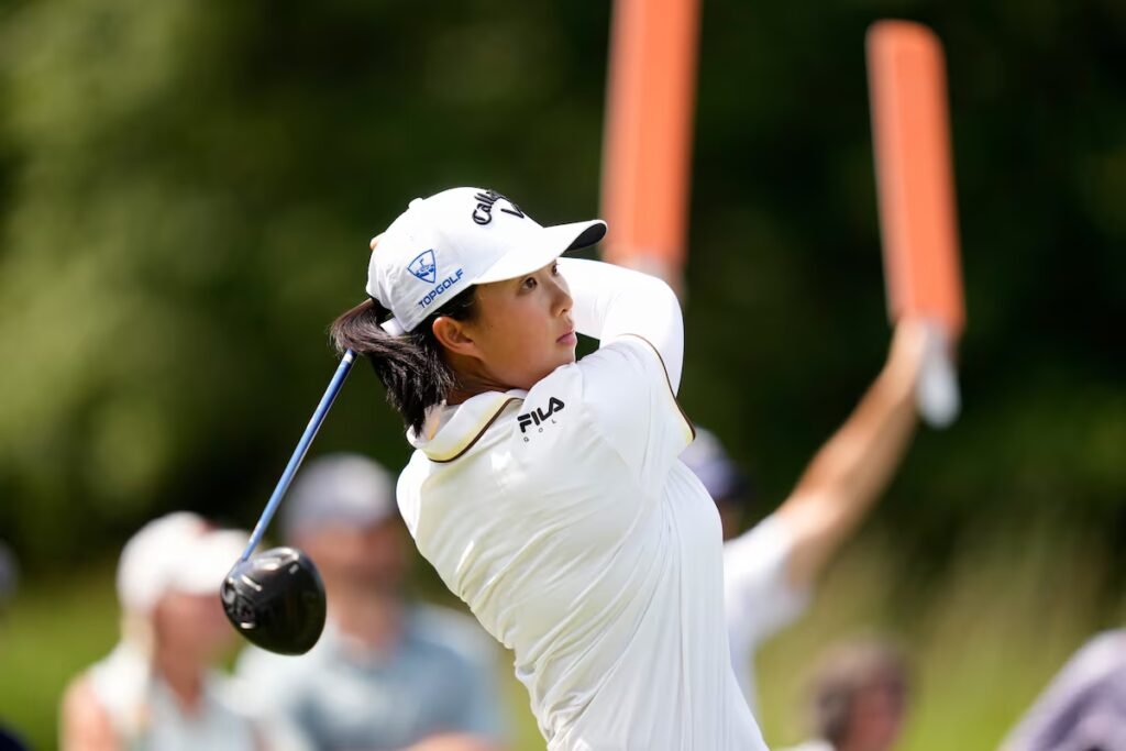 Ruoning Yin birdies 18 to take the third-round lead at TPC Boston
