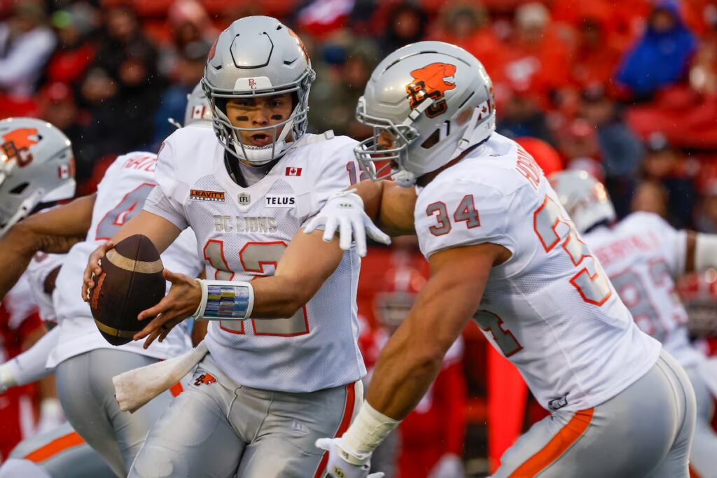 Lions top Stampeders 30-26 for third straight win