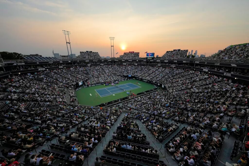 Canadian, U.S. tennis federations met during NBO to talk about growing the game