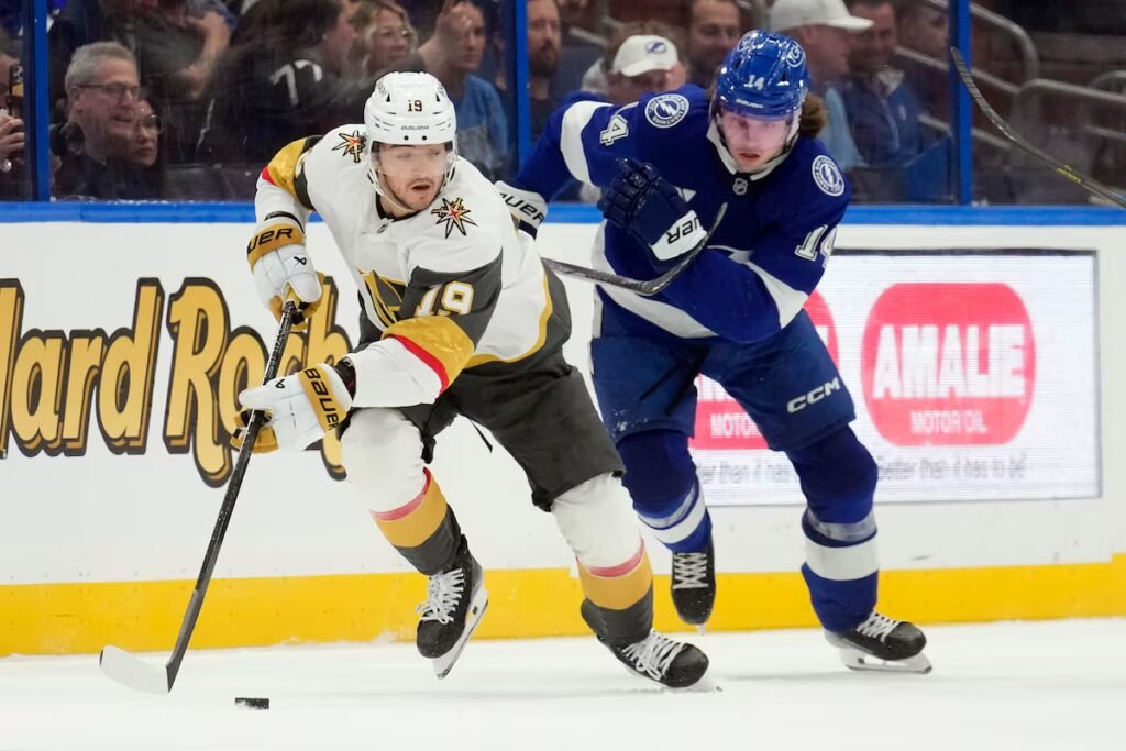 Toronto Maple Leafs sign forward Brendan Brisson to one-year contract