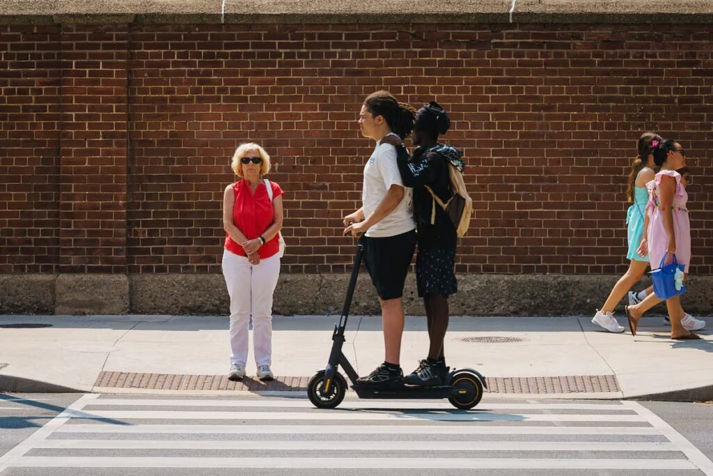 B.C. school districts crack down on e-scooters, e-bikes as emergency room visits grow