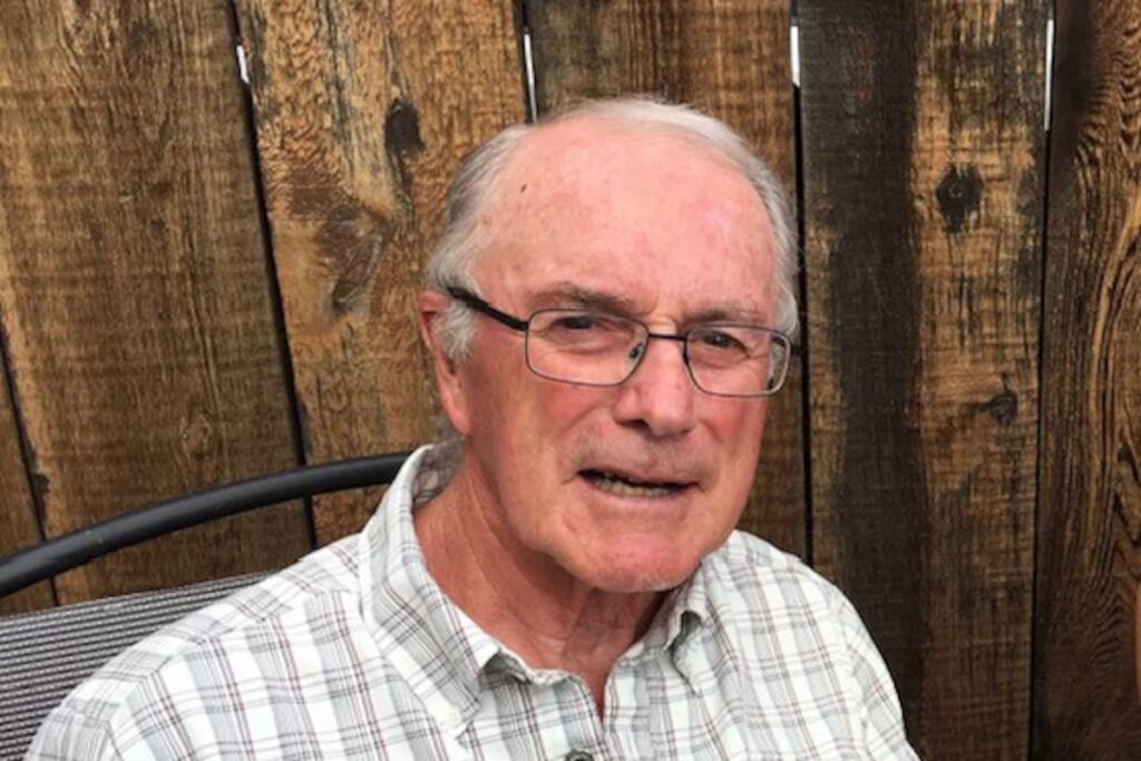 Ken de la Barre’s positive approach to life grew out of his tough beginnings