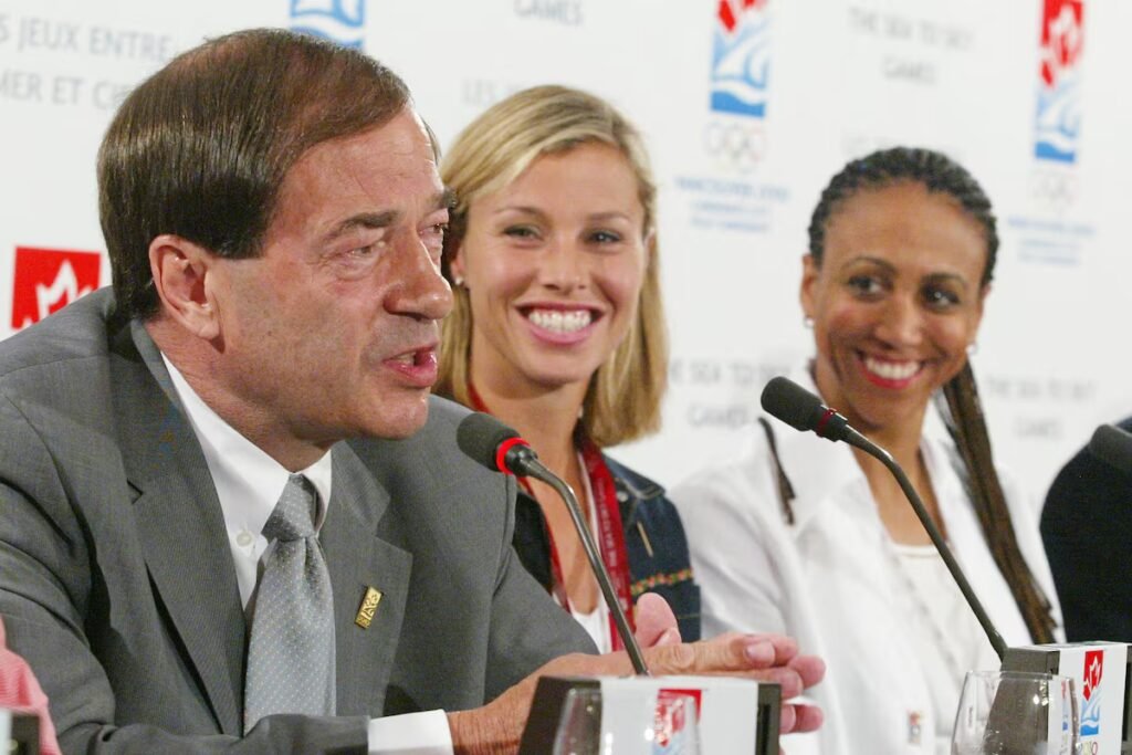 Otto Jelinek, a former cabinet minister and world-champion figure skater, dead at 86